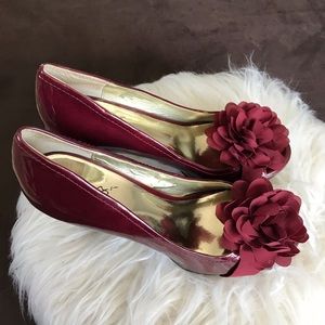 Carlos Cupcake Flower Heels 👠